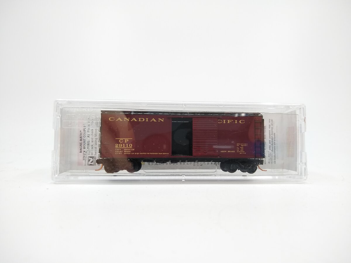 Micro-Trains 02000987 N Canadian Pacific 40' Standard Single Door Boxcar #29110