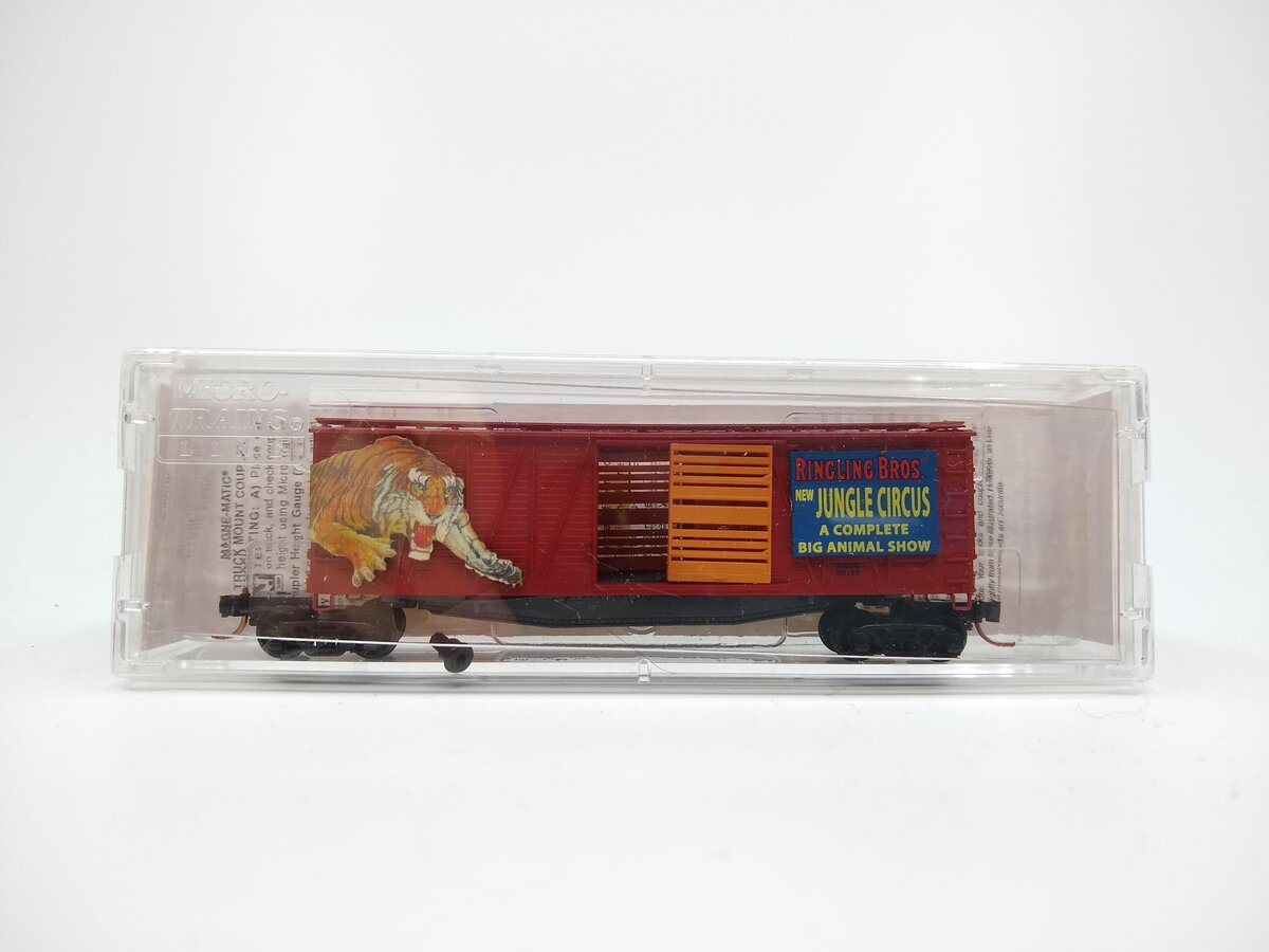 Micro-Trains 02800180 N Ringling Bros 40' Outside Braced Boxcar #20152