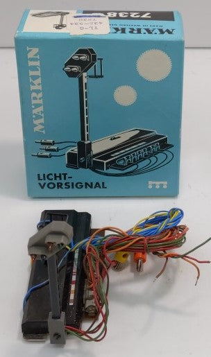 Marklin 7238 HO Scale Warning Light Signal