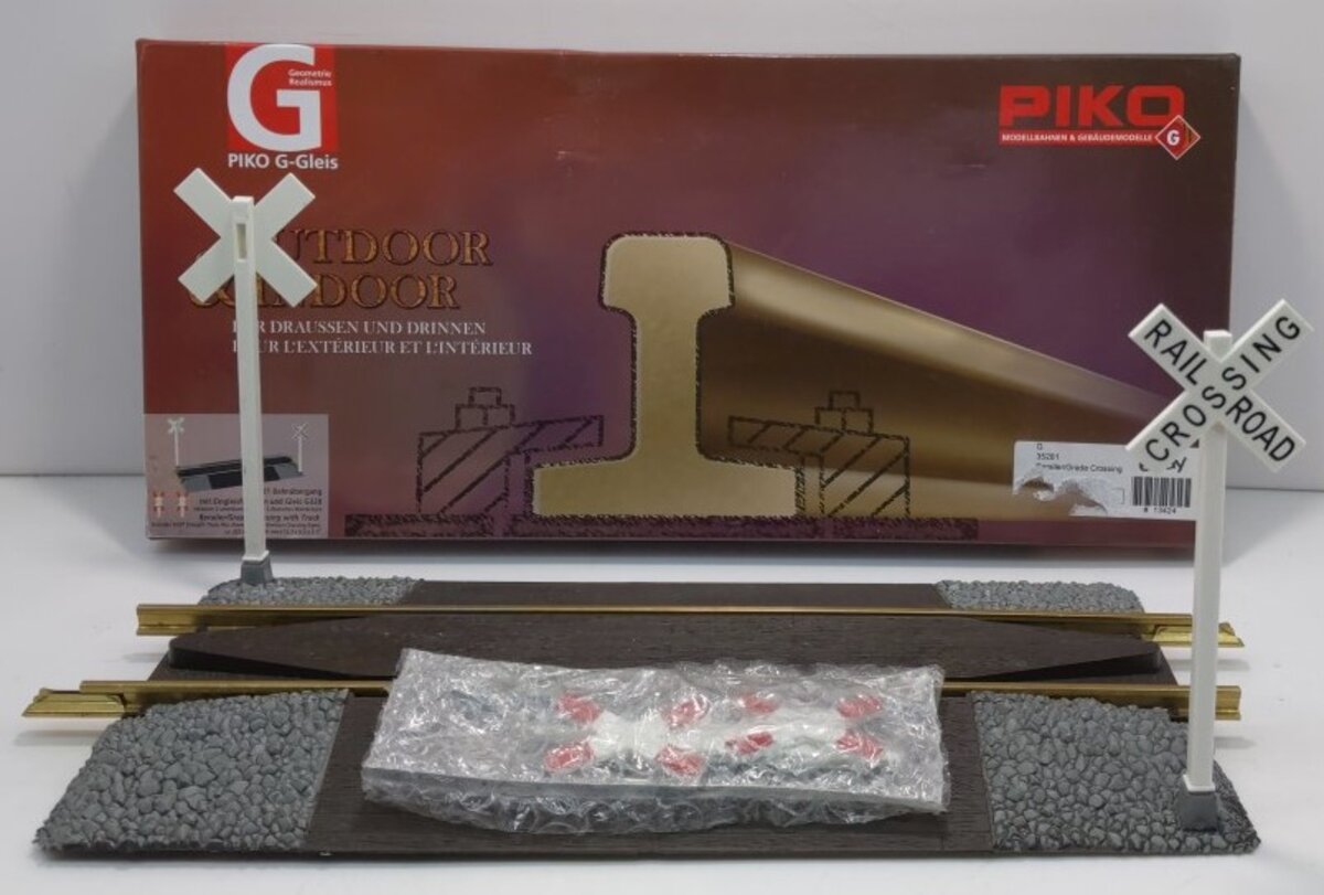Piko 35281 G 12.6" Rerailer/Grade Crossing with Track