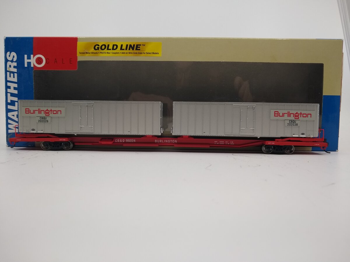 Walthers 932-41059 HO CBQ Flexi-Van Mark IV Flat Car with Trailer #96024