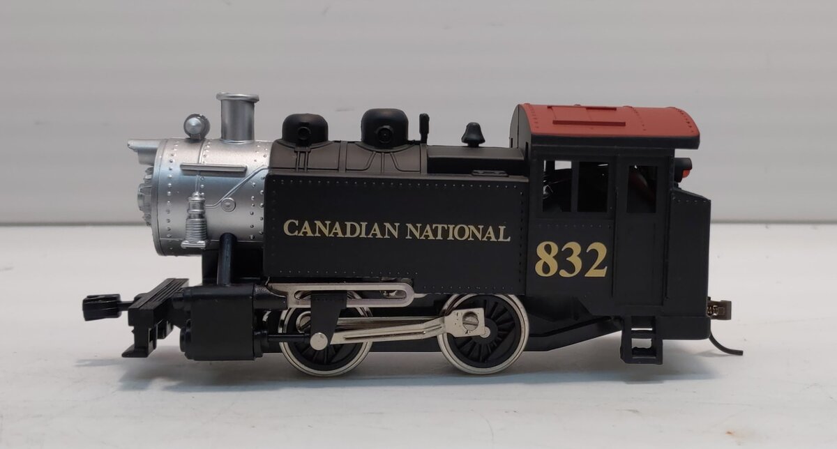 Model Power 96502 HO Canadian National 0-4-0 Tank Steam Locomotive (Powered)