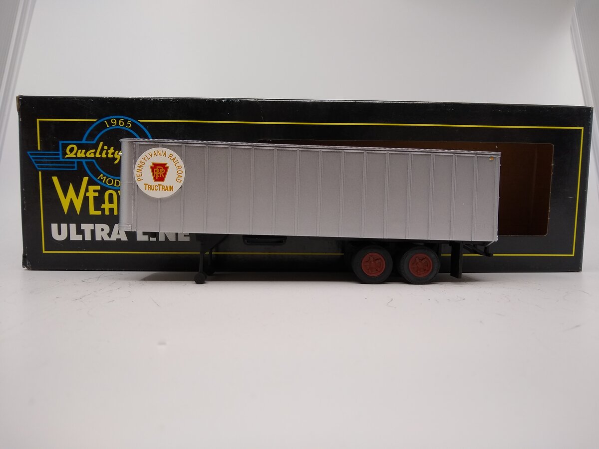 Weaver U25003 O Scale 35'' Trailer Pennsylvania Railroad [3 Rail]