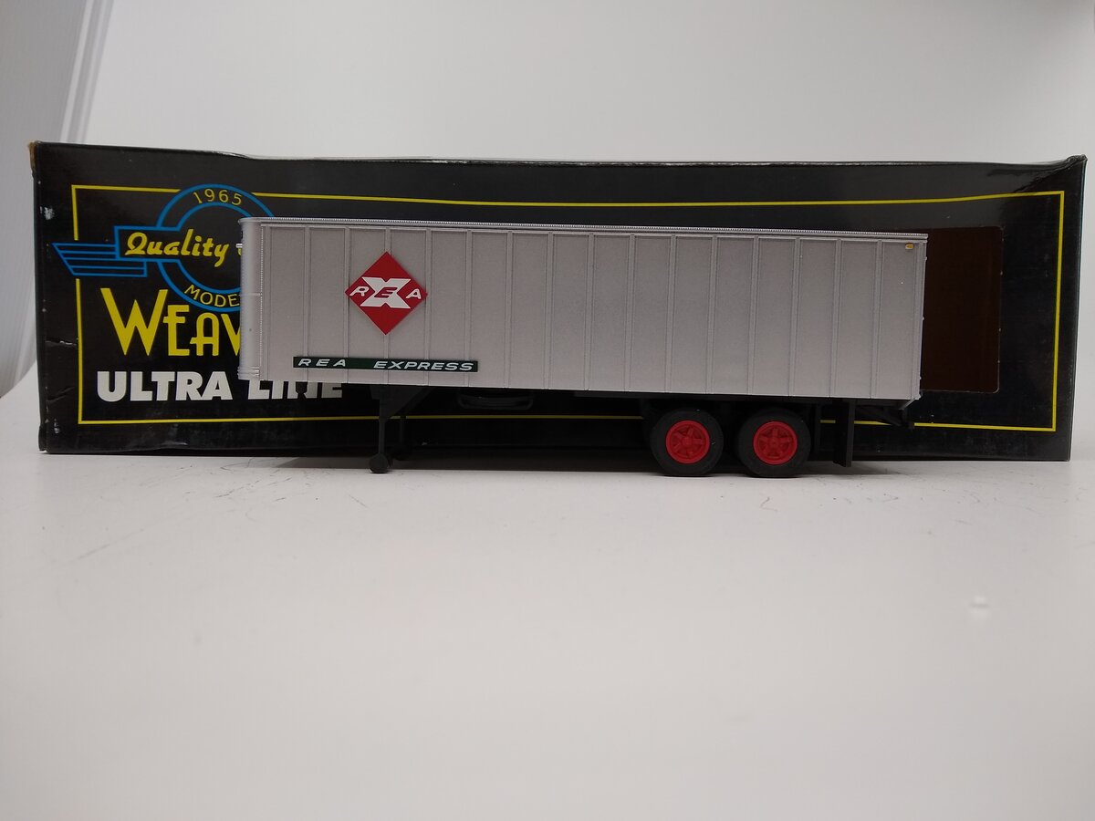 Weaver U25005 O Scale 35' Trailer REA Silver [3 Rail]