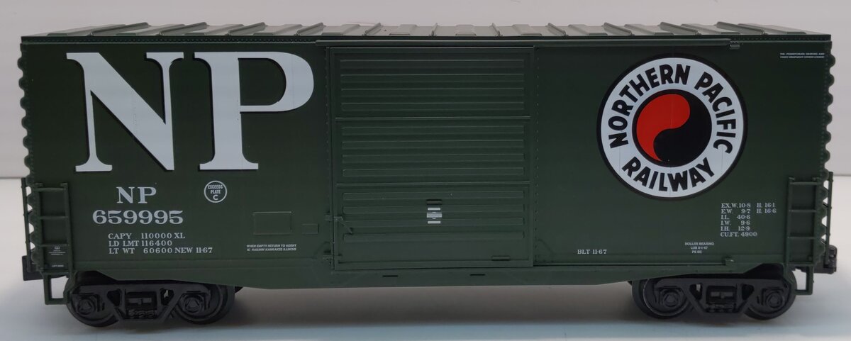 MTH 30-74878 O Northern Pacific RailKing 40' High Cube Box Car