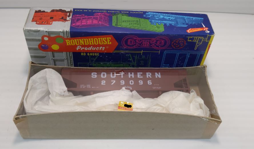 Roundhouse 1586 HO Southern Ballast Hopper Kit