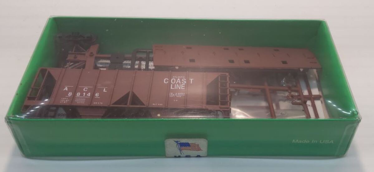Bowser 55614 HO ACL ACF 70 Ton 2-Bay Hopper Kit #88146