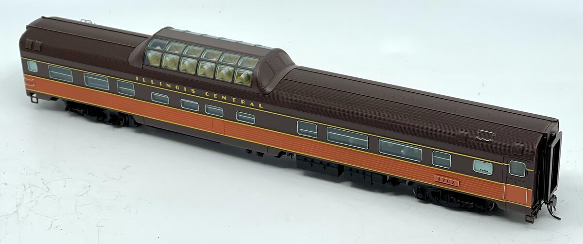 Rapido 116026 HO Illinois Central BUDD Mid-Train Vista Dome Passenger Car #2202