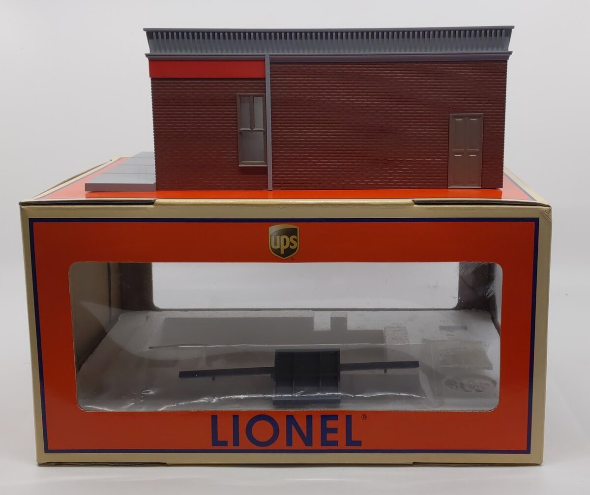 Lionel 6-14290 O Scale Assembled The UPS® Store Building - Illuminated