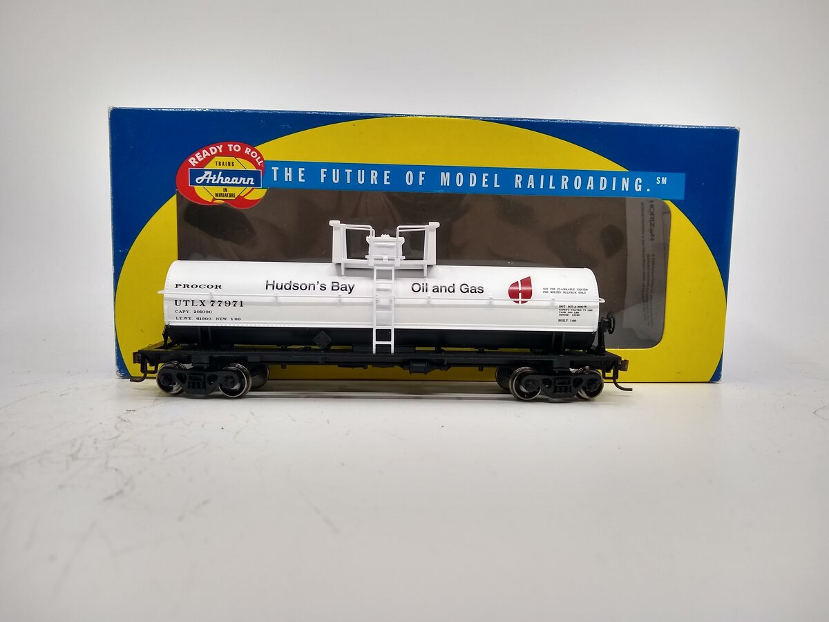 Athearn 72918 HO RTR Chemical Tank, Hudson Bay Oil & Gas #2
