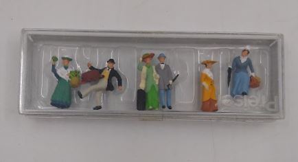 Preiser 12138 HO 1900's Travelers & Passers-By Figures (Set of 6)