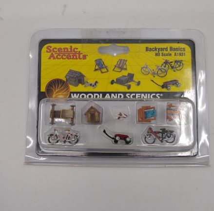 Woodland Scenics A1931 HO Scenic Accents Backyard Basics (Set of 8)