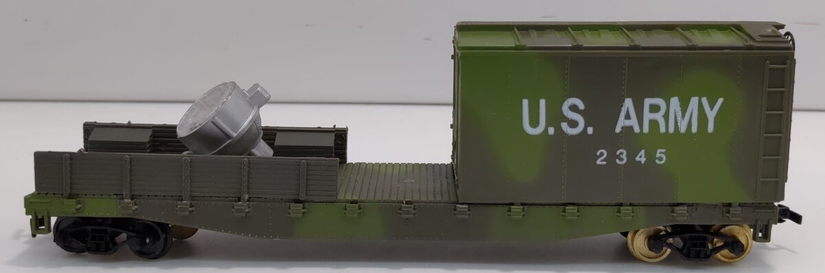 AHM 2345 HO Scale US Army Spotlight Camouflage Car #2345