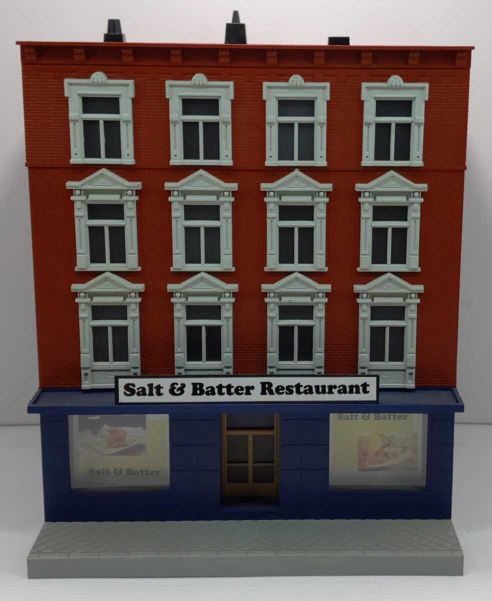 MTH 30-90348 Salt & Batter Restaurant 4-Story Building