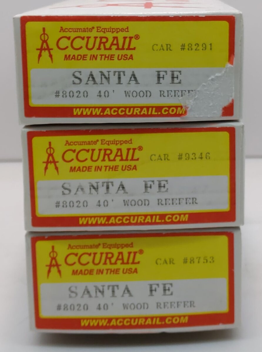 Accurail 8020 HO Santa Fe 40' Wood Reefer Kit (Set of 3)
