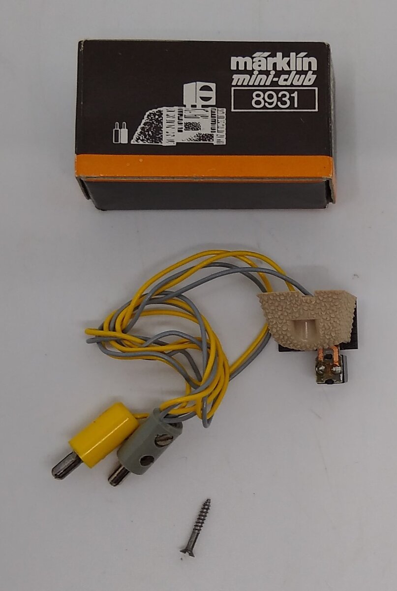 Marklin 8931 Z Scale Track Bumper With Light