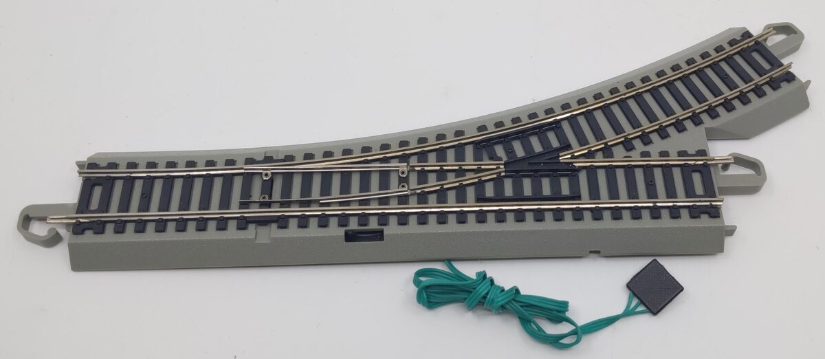 Bachmann 44561 HO Scale Nickel Silver E-Z Track Left-Hand Remote Switch Turnout