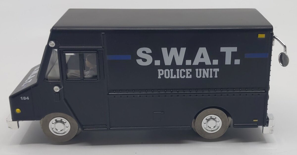 Lionel 6-21552 O RailRoadster S.W.A.T. Team Step Van