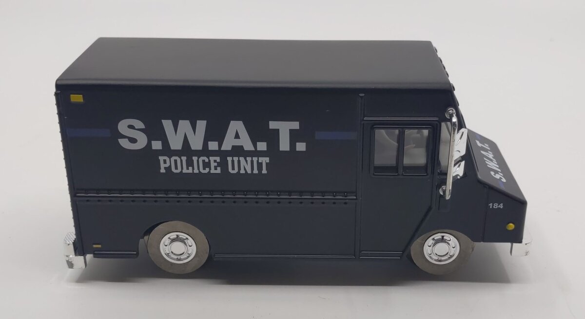 Lionel 6-21552 O RailRoadster S.W.A.T. Team Step Van