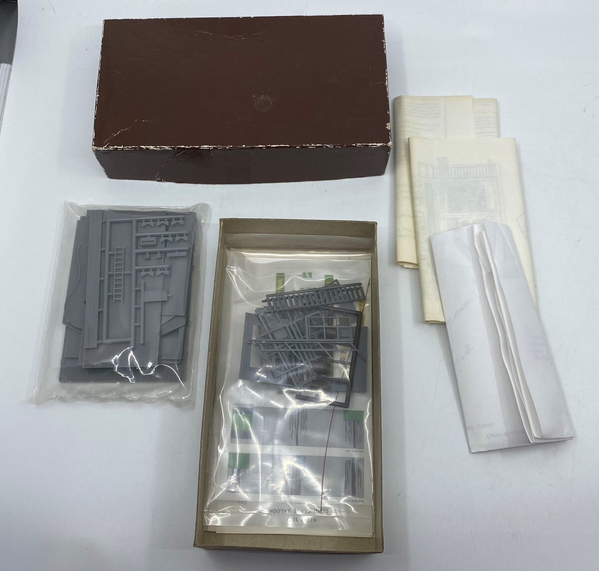 Grandt Line 5213 HO Scale Second Class Saloon Building Kit