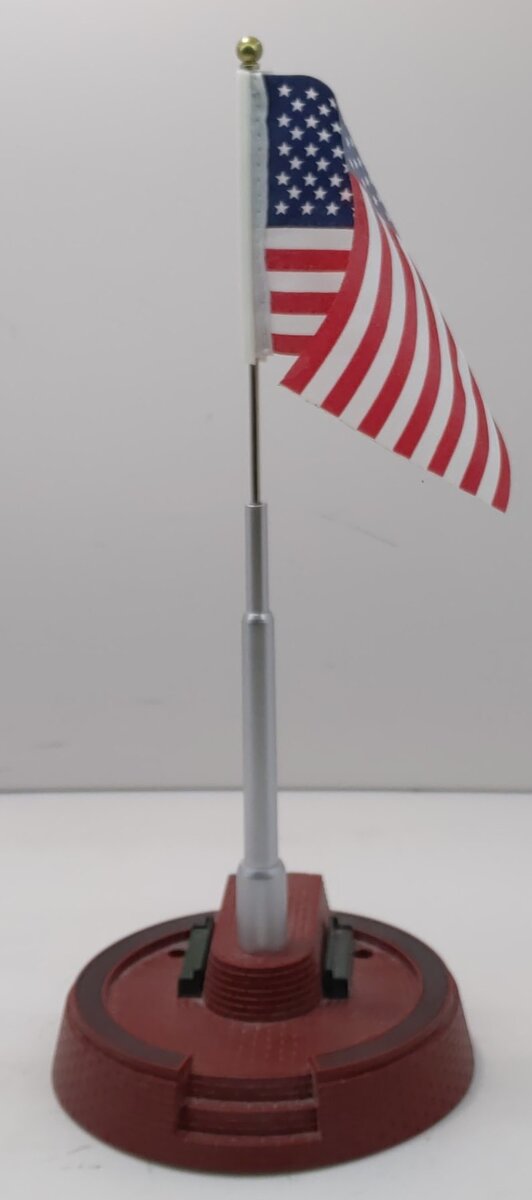 MTH 30-9074 O Gauge American Flag Pole w/Base