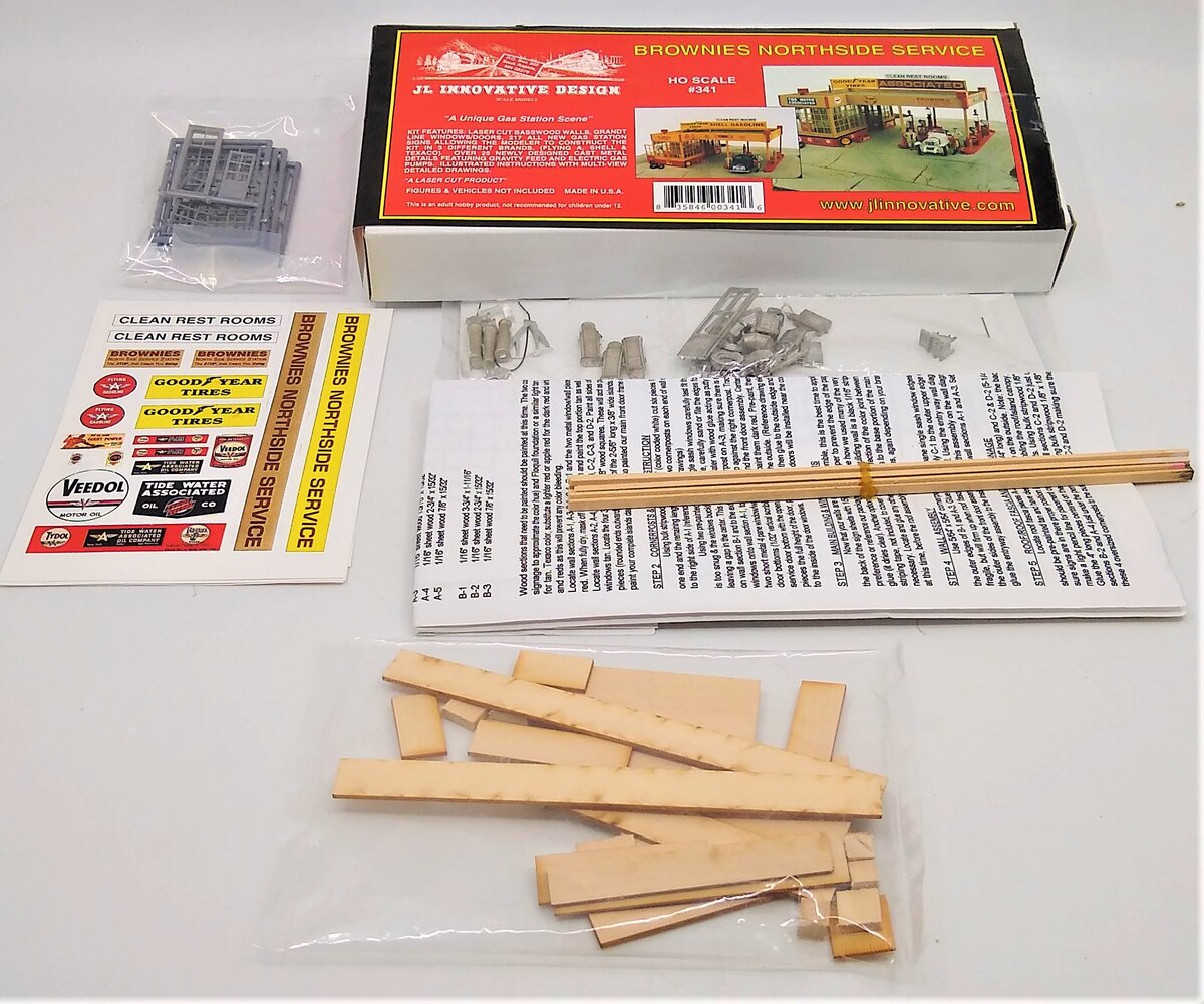JL Innovative Design 341 HO Brownies Northside Service Station Wooden Kit