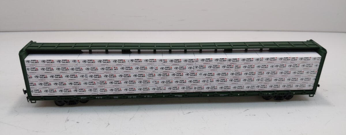 Walthers 932-4101 HO Scale British Columbia 72' Center Beam Flatcar
