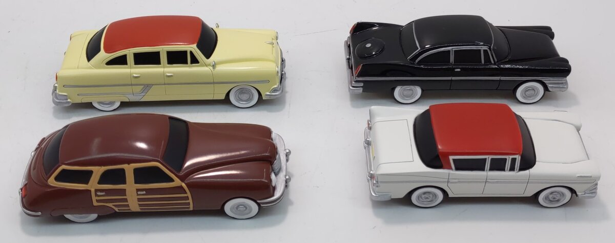 Lionel 6-22990 O Route 66 Automobiles Classic Static Cast Autos (Box of 4)
