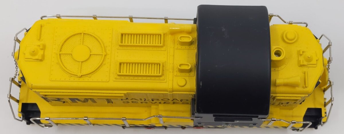 RMT 994731 O MOW Beep Diesel Locomotive Shell #1