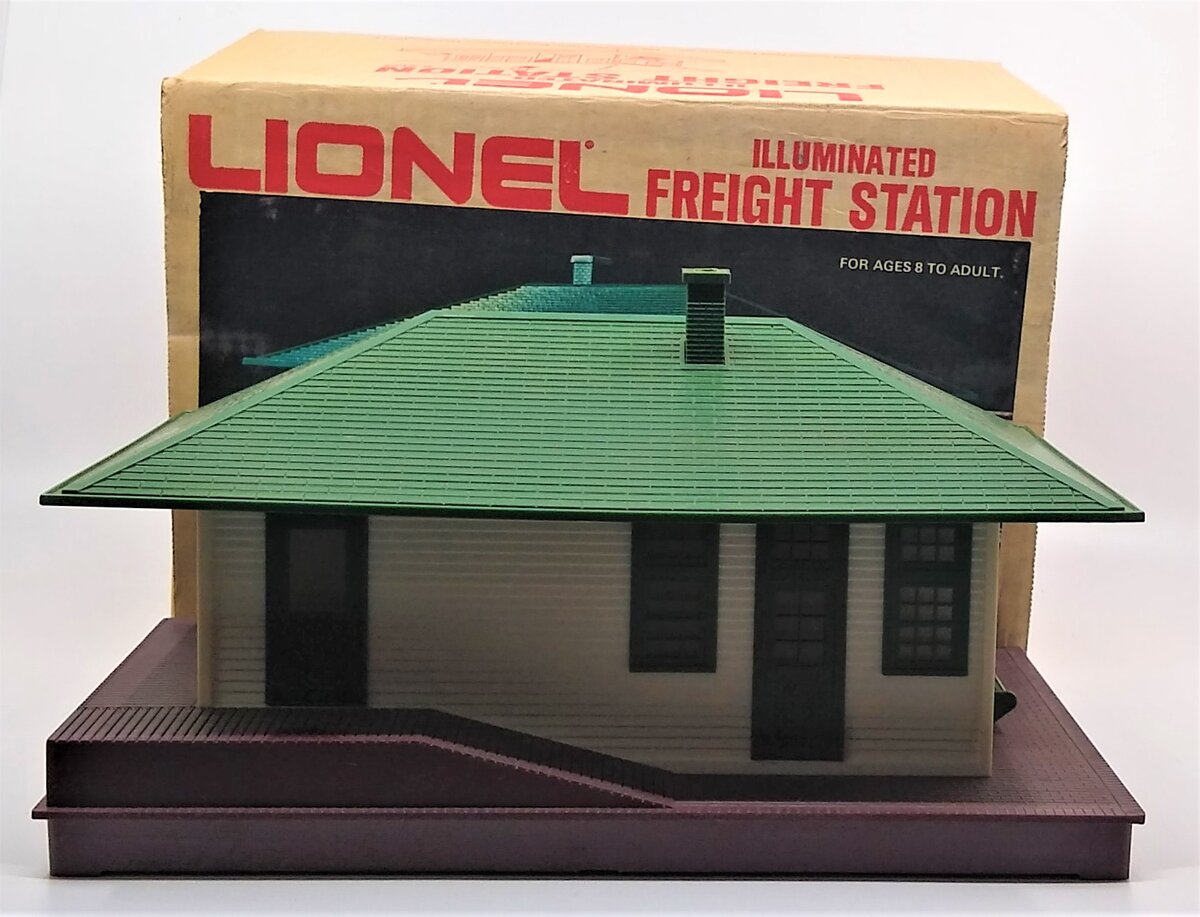 Lionel 6-2133 O Scale Illuminated Freight Station Assembled