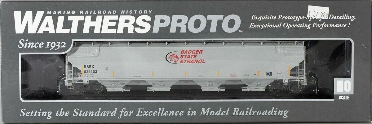 Walthers 920-105804 HO Badger State Ethanol 67' Trinity Covered Hopper #635102