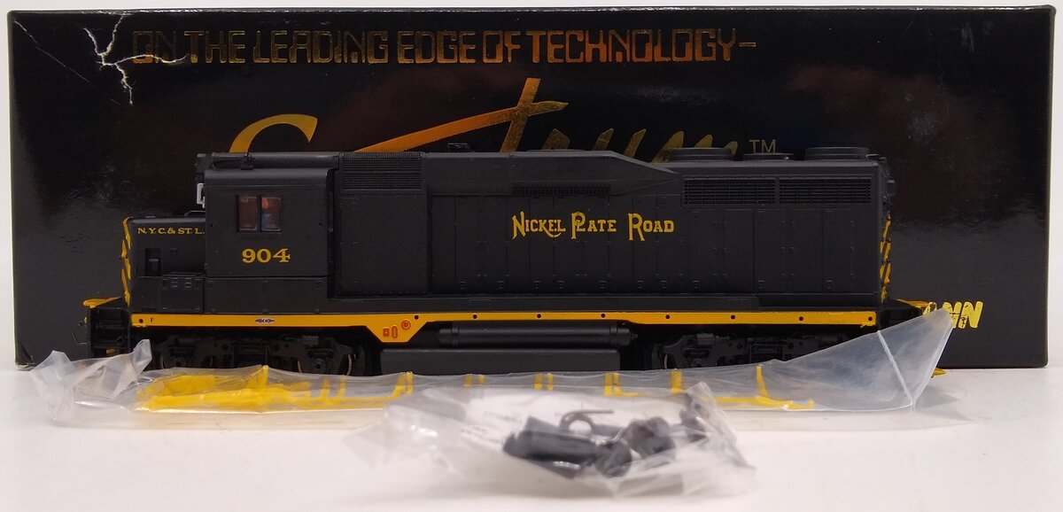Spectrum 82028 HO Nickel Plate Road EMD GP30 Diesel Locomotive w/DCC #904