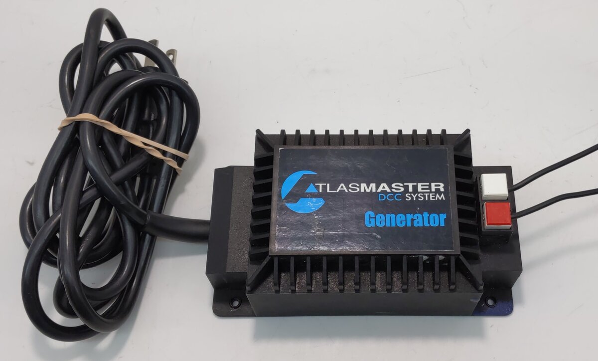 Atlas 335 Atlas Master 15 V 3 Amps DCC System Generator