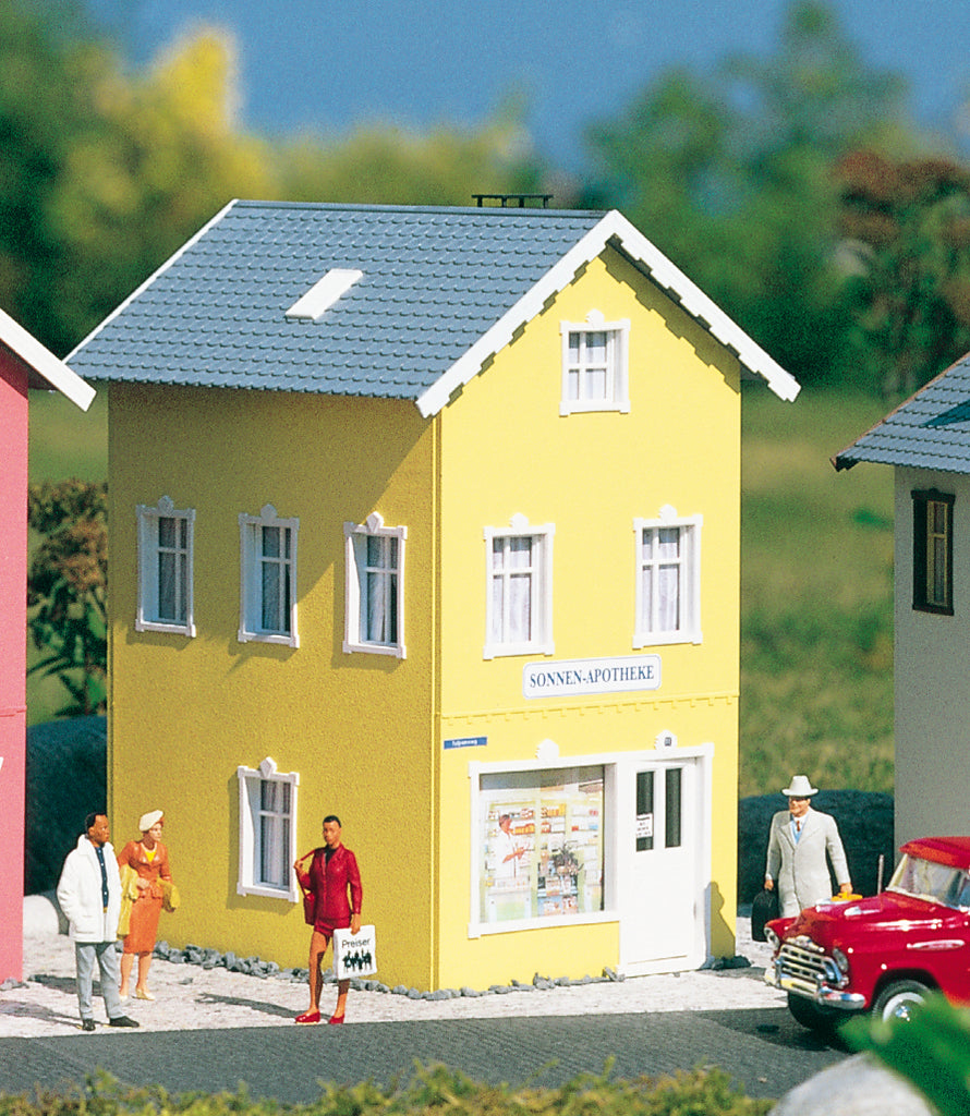 Piko 62067 G-Scale Garden City Sunny Pharmacy Building Kit