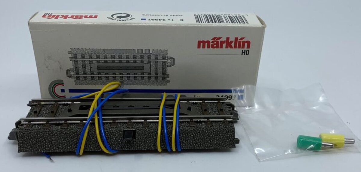 Marklin 24997 HO C-Track Electric Uncoupler Section