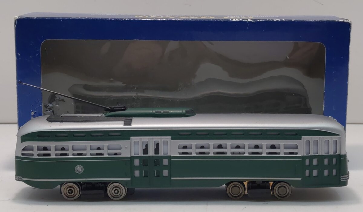 Bachmann 62932 HO PCC Brooklyn & Queens Electric Trolley