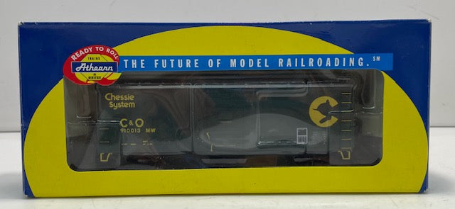 Athearn 70433 HO Chessie/C&O RTR 40' YSD Box Car #910013