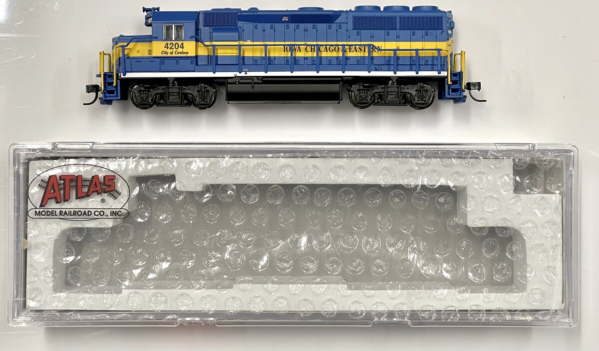 Atlas 40001933 N Scale Iowa, Chicago & Eastern GP-40-2 Diesel #4204 - DCC Ready