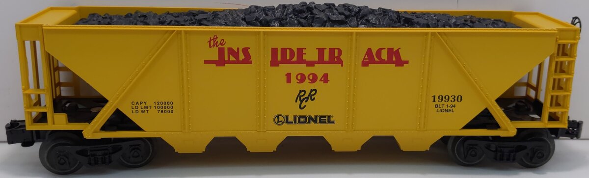 Lionel 6-19930 O Gauge Lionel Railroader Club 4-Bay Hopper with Load #19930