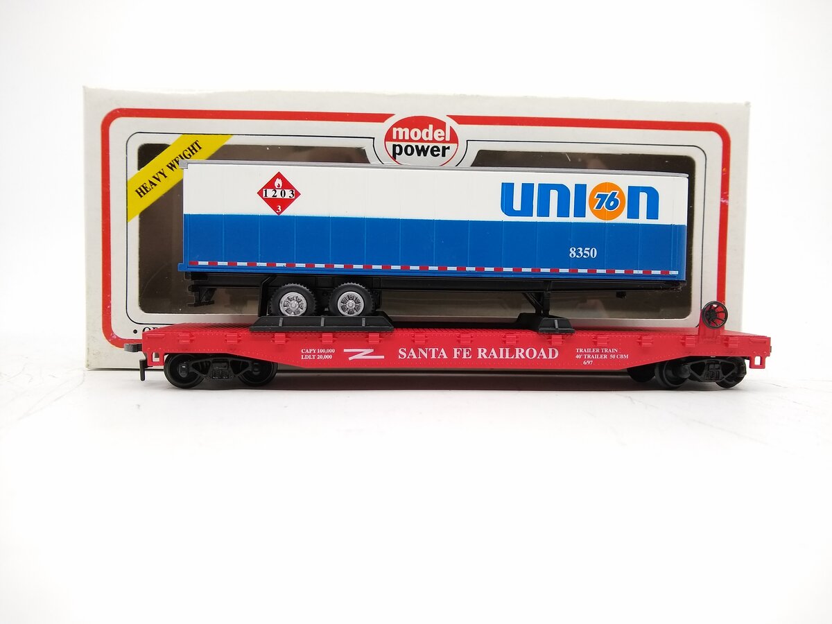 Model Power 8358 HO Scale Santa Fe Flatcar W/ Union 76 Trailer