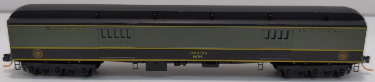 Micro Trains 14700150 N Canadian National 70' Heavyweight Baggage Car #8696