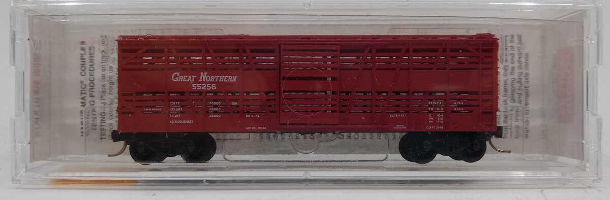 Micro-Trains 03500020 N Great Northern 40' Despatch Stock Car #55256