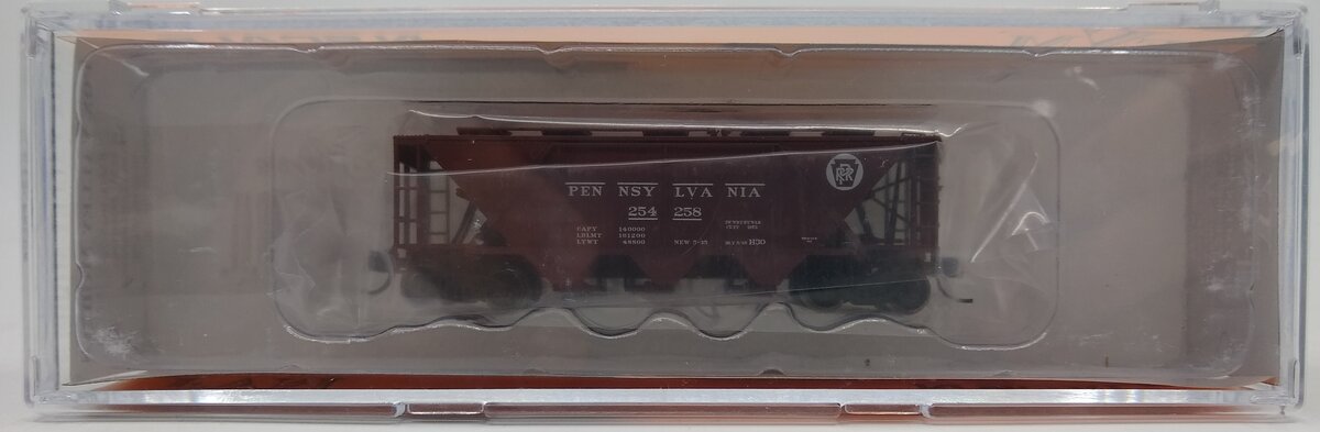 Fox Valley Models 90502 N Pennsylvania  RTR H30 3-Bay Covered Hopper #254258