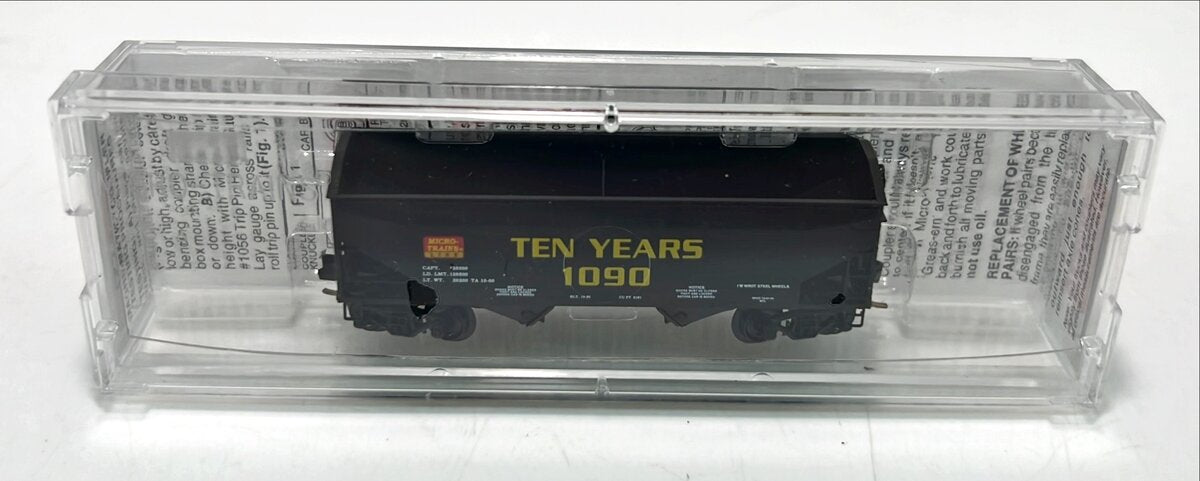 Micro-Trains 90020 N Scale MTL 10th Ann. 33' Twin Bay Hopper #1090