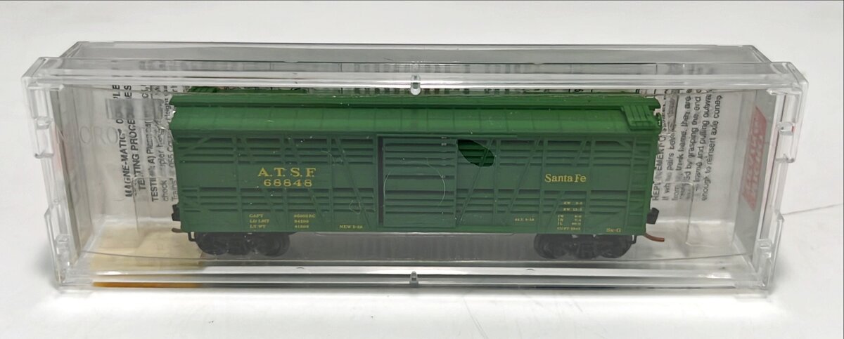 Micro-Trains 03500070 N ATSF 40' Despatch Stock Car #68848