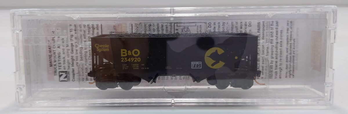 Micro-Trains 05500511 N Baltimore & Ohio 33' Twin Bay Offset Side Hopper #234920