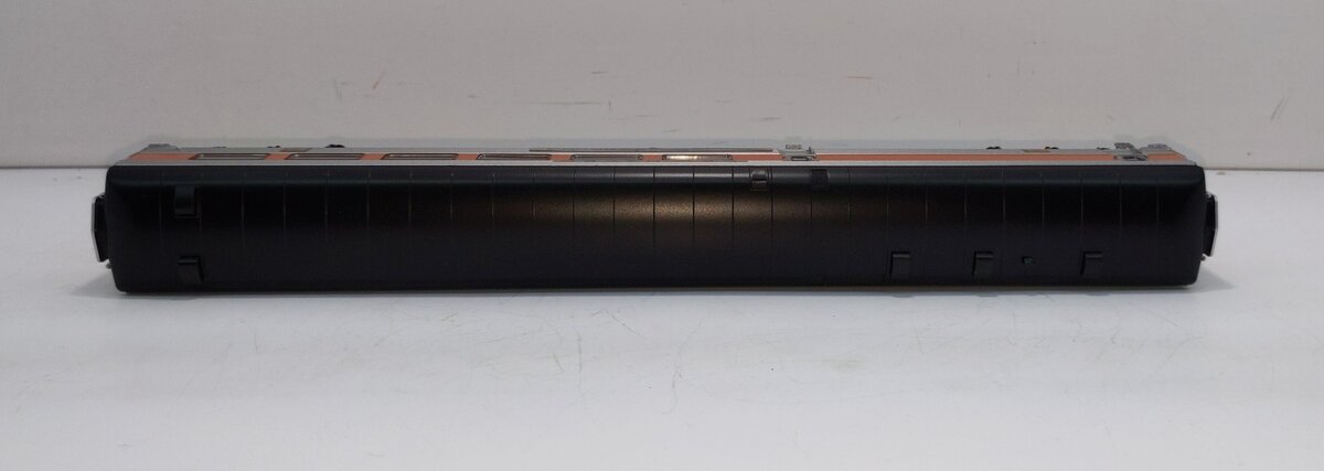 Rapido Trains 132011 HO New Haven McGinnis w/ Skirts William Bradford Dining Car