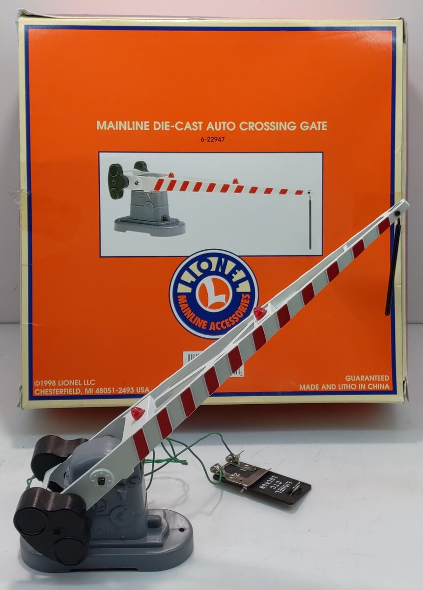 Lionel 6-22947 Mainline Die-Cast Auto Crossing Gate