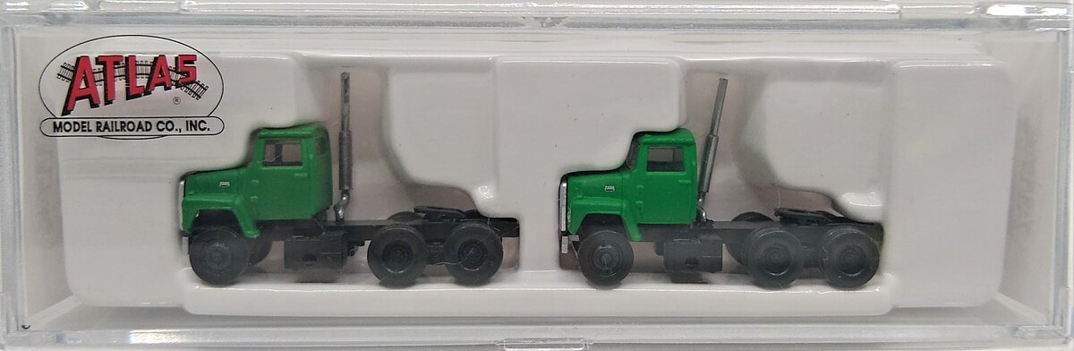 Atlas 2923 N Green 1984 Ford LNT 9000 Semi Tractor Cab (Pack of 2)