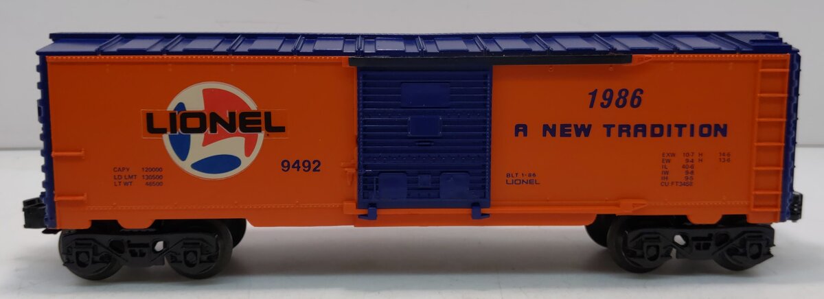 Lionel 6-9492 O Gauge Lionel Lines Orange/Blue Boxcar